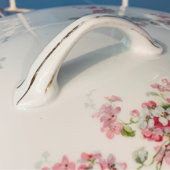 Victoria Austria Vintage Round Pink Flowers Serving Bowl - Picture 7 of 9